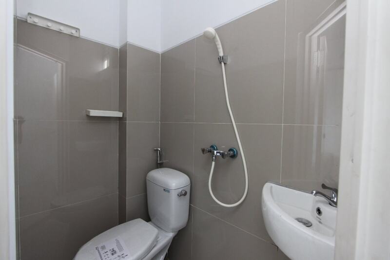 Kamar mandi dalam Falukost